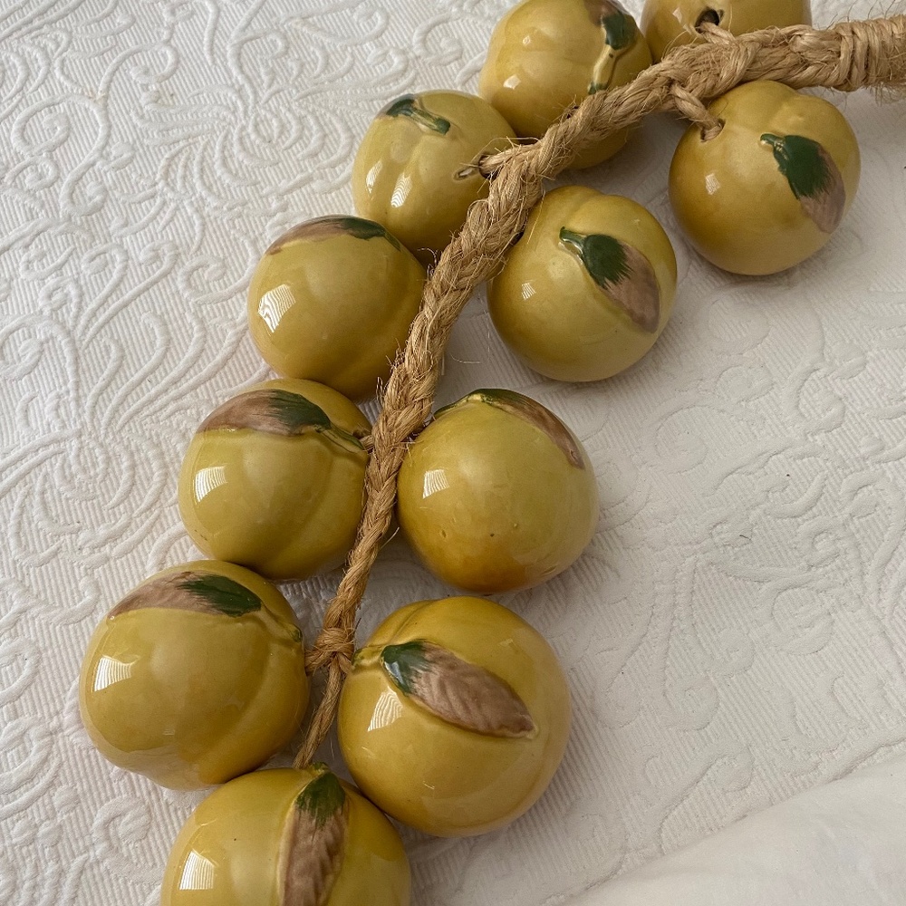 Ceramic Italian peaches